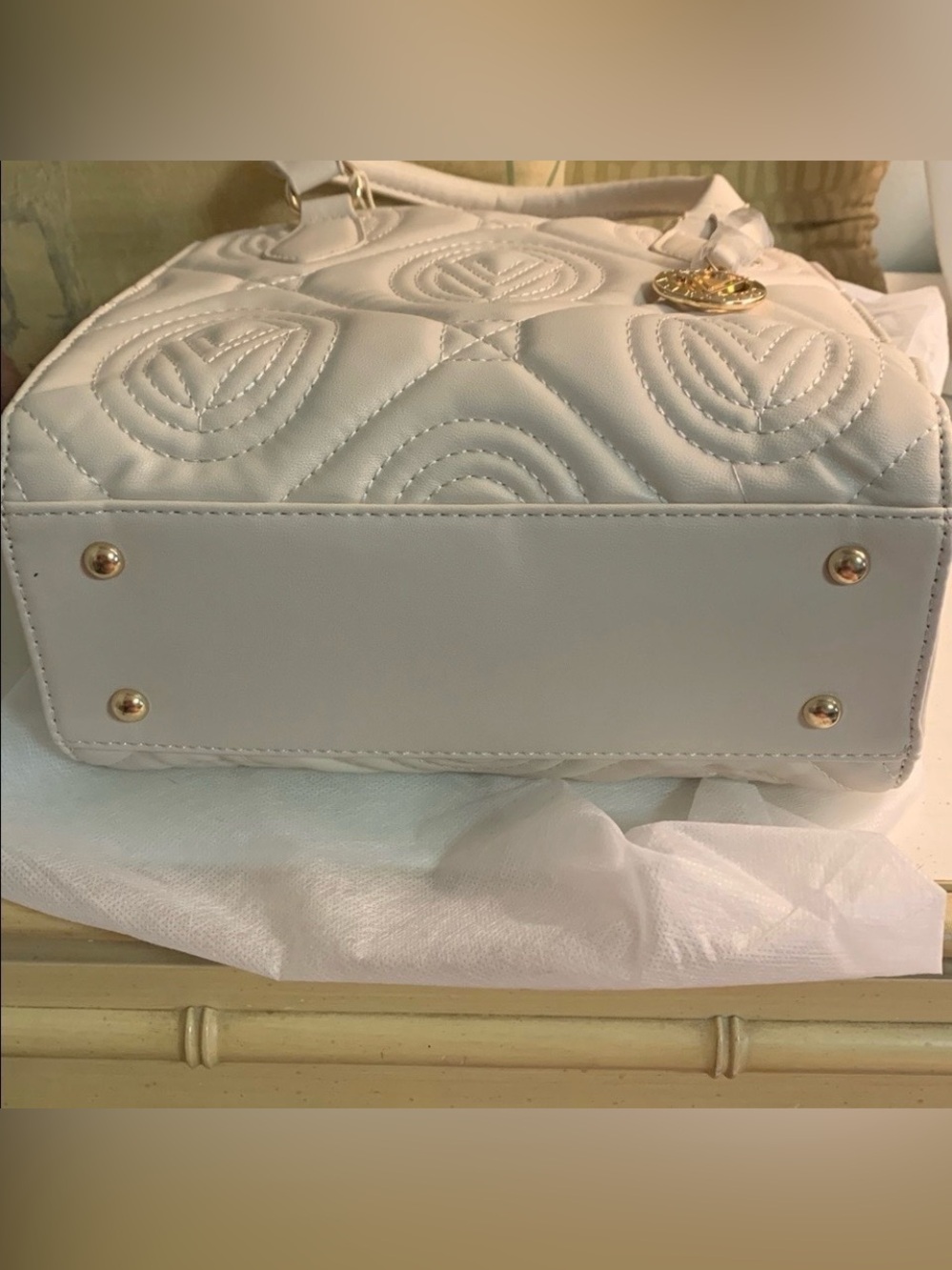 Valentino Orlandi Cream
Quilted Bag - Picture 5 of 12